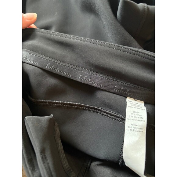 Lululemon On the Move pants Size 2 - Picture 10 of 12